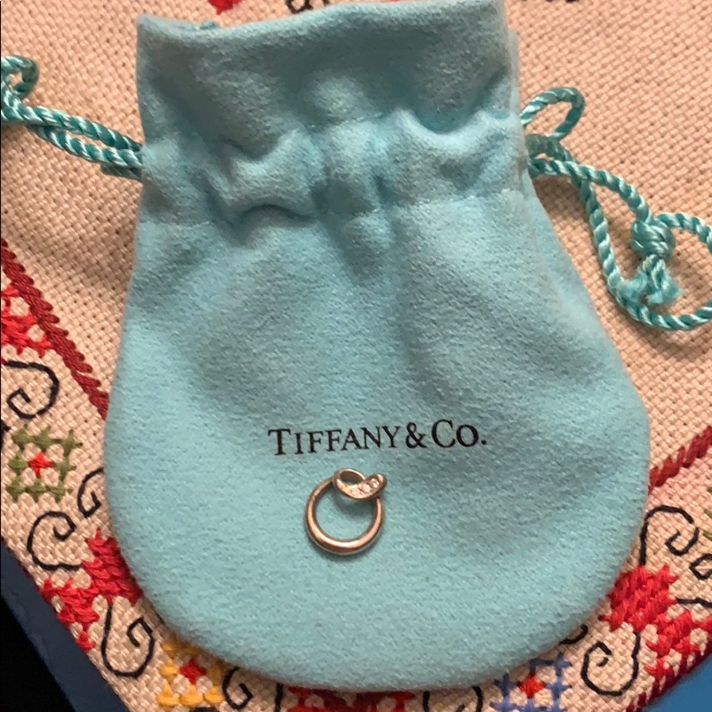 Tiffany & Co. Letter "O”Necklace